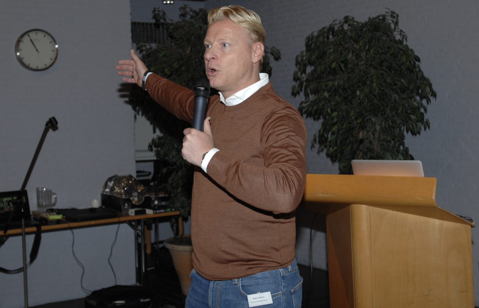 Kevin Blom inhuren of boeken als spreker via VoetbalSprekers.nl